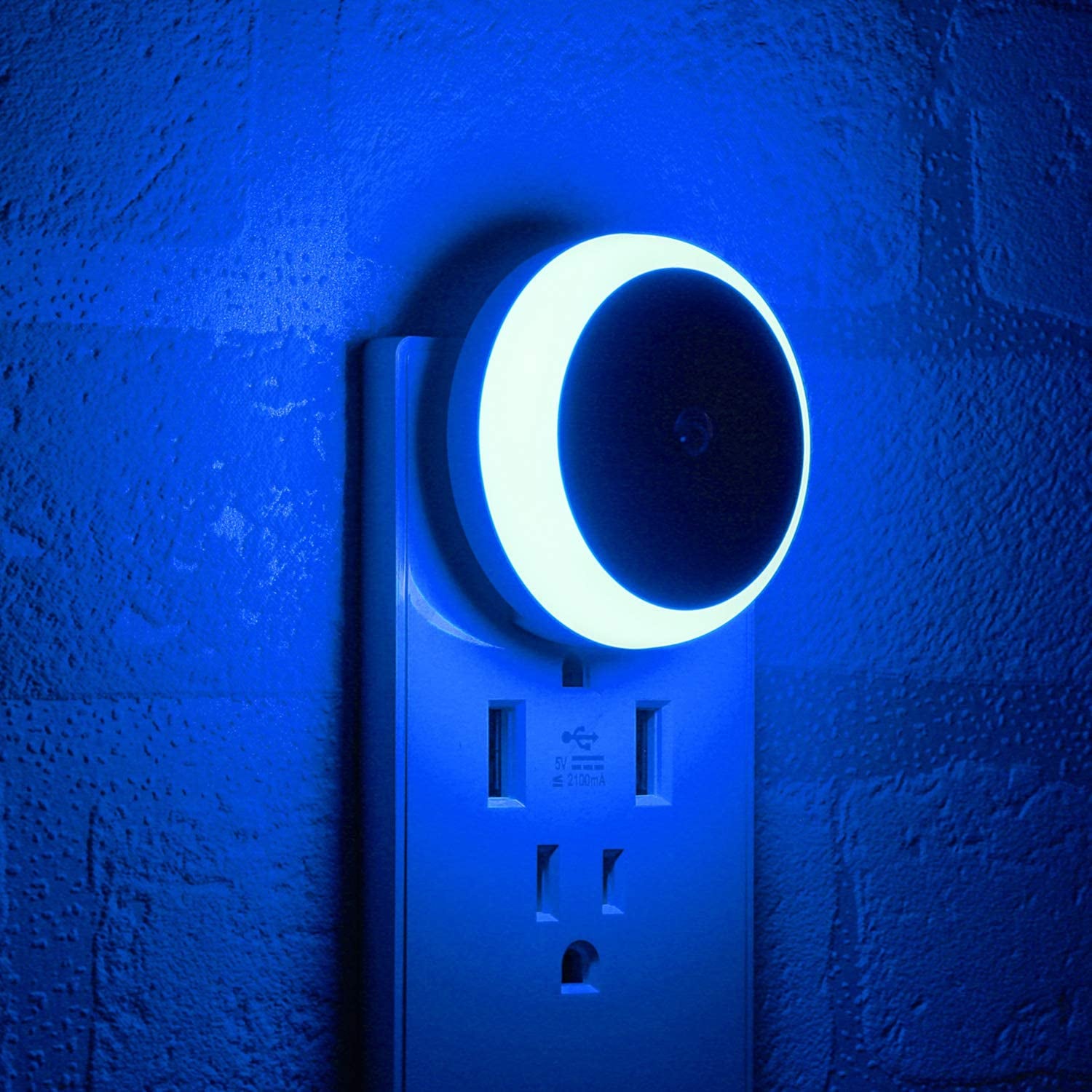 Blue LED Night Light, Plug In, Dusk to Dawn Smart Sensor, Small Nightlight, Energy Saving, Soft Glow, Night Light Plug into Wall for Bathroom, Kitchen, Bedroom, Hallway, Stairway, Round, 2 Pack